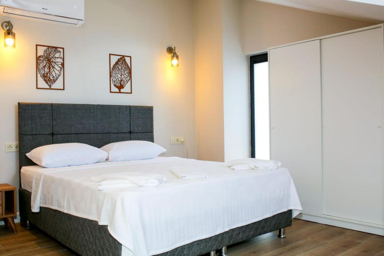4 Bedroom Ensuite Private With Swimming Pool *